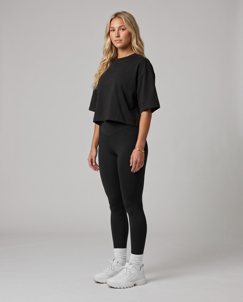 Cropped oversized T-shirt 4